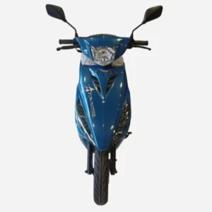 القلاف_للدراجات_النارية_ منظر أمامي لدراجة سكوتر دباب مهدي R6 سعة 150 سي سي سعة 150 سي سي سعة إصدار رياضي معتمد GSO سكوتر GSO زرقاء اللون بمقود أسود ومرايا ومصابيح أمامية على خلفية بيضاء عادية. _دراجة_نارية
